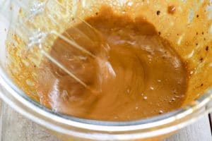 Whipping instant coffee with sugar