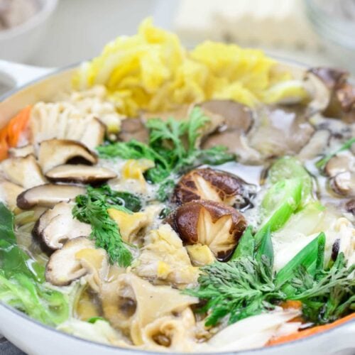 DSC7464 2 e1673291149904 500x500 - Beoseot Jeongol (Mushroom Hot Pot )