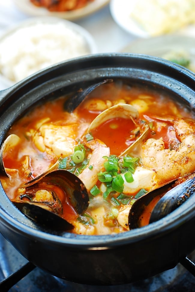 Haemul Sundubu Jjigae (Seafood Soft Tofu Stew) DSC 0101 e1542089625634 - Haemul Sundubu Jjigae (Seafood Soft Tofu Stew)