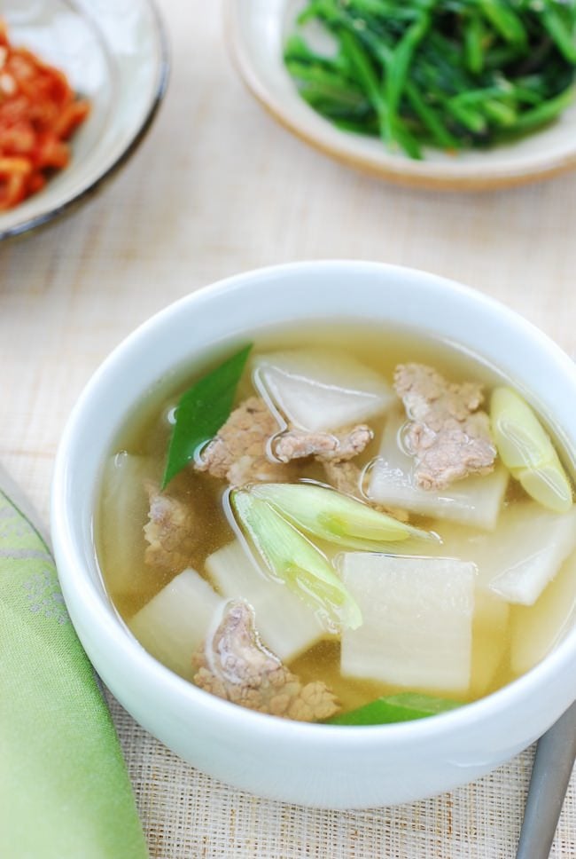 Muguk (Radish Soup) DSC 1936 e1489466393356 - Muguk (Radish Soup)