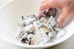 shiitake mushrooms coated with starch
