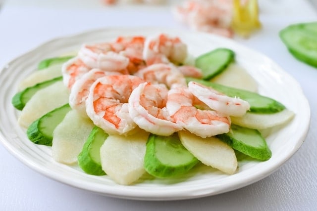 DSC 4822 640x427 - Shrimp Salad with Hot Mustard Dressing (Saewu Naengchae)